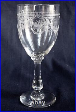Service de verres en cristal de St Louis modèle Sapho gravé 24 pièces