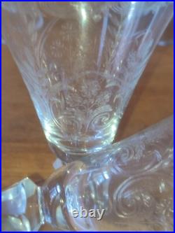 Six verres à eau en cristal décor de fleurs et frise dlg Baccarat St Louis