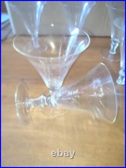 Six verres à eau en cristal décor de fleurs et frise dlg Baccarat St Louis