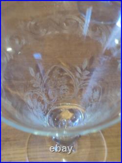 Six verres à eau en cristal décor de fleurs et frise dlg Baccarat St Louis