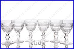 Six verres à vin n°4 Trianon par Saint-Louis. Six wine glasses n°4 Trianon