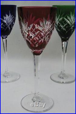 St Louis Chantilly 6 Verres Vin / Roemer de Couleur Cristal taillé / Signés