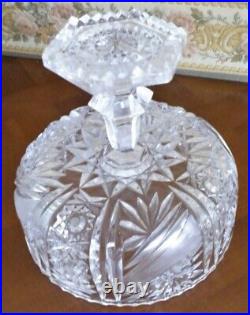 St Louis ou Baccarat Grande Coupe sur pied cristal Taillé 22 x Ht. 20 cm