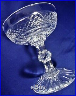 Suite de 6 coupes champagne cristal Saint Louis Trianon Réf A23/8 cup