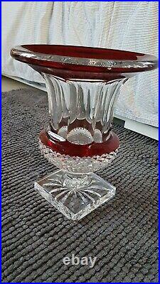 Superbe Vase Versailles Rouge Cristal de Saint-Louis 25 cm Absolument neuf