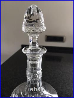 Très belle carafe à vin en cristal clair de Saint Louis Très belle carafe à vin en cristal clair de Saint Louis