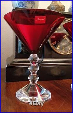 Trois verres à martini Baccarat Vega couleur rubis Lalique Daum saint Louis Luxe