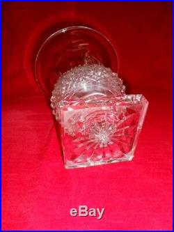 Vase Médicis en cristal taillé versaille collection verrerie saint louis