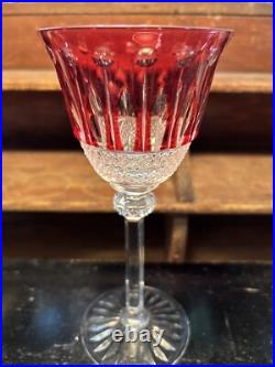Verre à vin du Rhin cristal Rouge signé SAINT LOUIS modèle TOMMY 19,8 cm Verre à vin du Rhin cristal Rouge signé SAINT LOUIS modèle TOMMY 19,8 cm