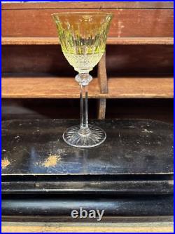 Verre à vin du Rhin cristal vert clair signé SAINT LOUIS modèle TOMMY 19,8 cm Verre à vin du Rhin cristal vert clair signé SAINT LOUIS modèle TOMMY 19,8 cm