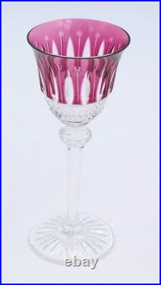 Verre à vin en cristal taillé signé St Louis Tommy améthyste 16.5 cm