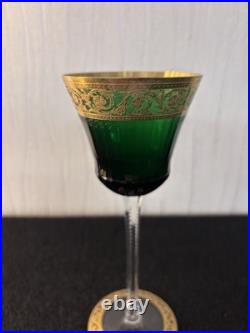 Verre à vin modèle Thistle vert en cristal de Saint Louis mod2