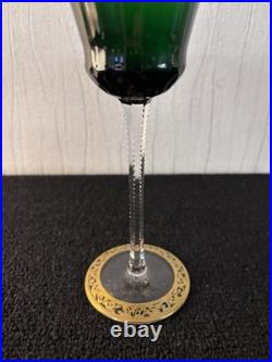 Verre à vin modèle Thistle vert en cristal de Saint Louis mod2