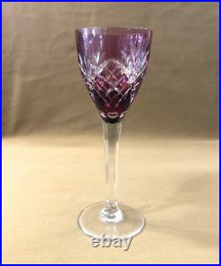Verre à vin signé SAINT LOUIS modèle CHANTILLY cristal AMETHYSTE roemer Rhin