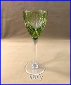 Verre à vin signé SAINT LOUIS modèle CHANTILLY cristal VERT roemer Couleurs Rhin