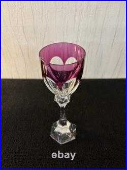 Verre violet modèle Chambord cristal de Saint Louis