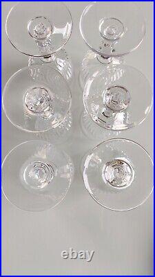 Verres à vin cristal de Saint Louis, modèle Liane, parfait état, Par 2, 4 Ou 6