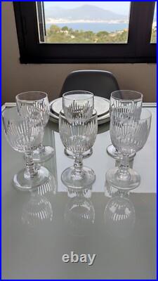 Verres à vin cristal de Saint Louis, modèle Liane, parfait état, Par 2, 4 Ou 6